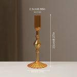 Chandelier en verre aux teintes vibrantes