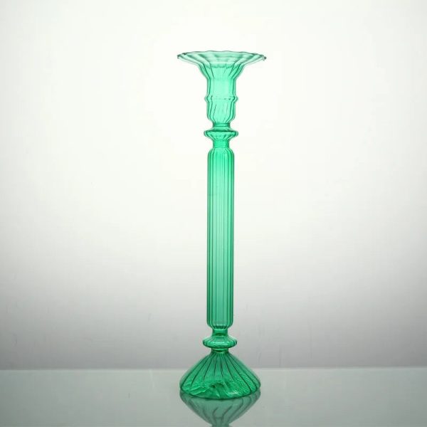 Chandelier en verre, touches de couleurs rétro