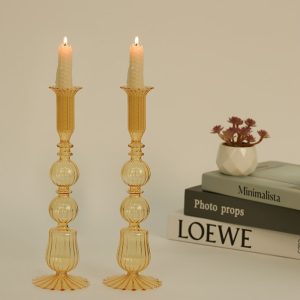 Chandelier en verre, deux unités pour déco raffinée