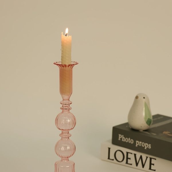 Set de deux chandeliers en verre, touche rétro