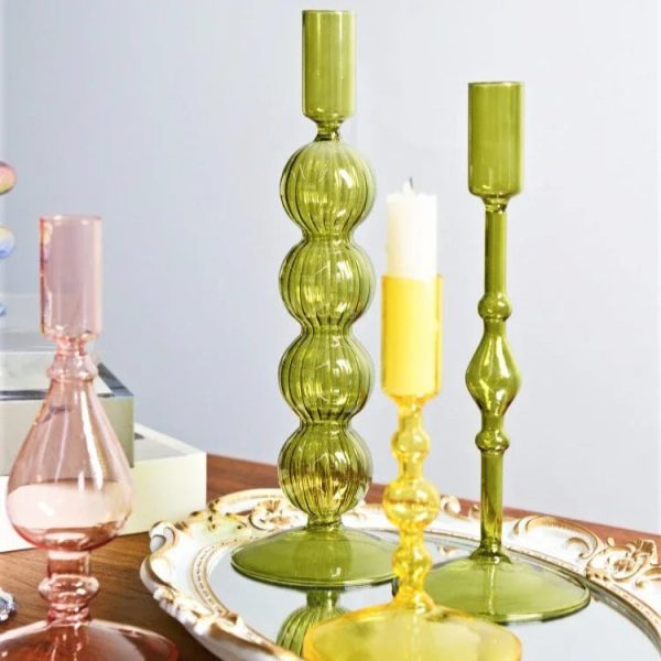 Bougeoir moderne en verre aux couleurs vives