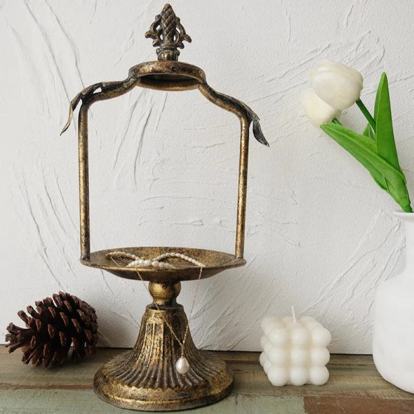 Ancien photophore doré, parfait pour vos soirées