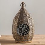 Luminaires dorés pour atmosphère apaisante