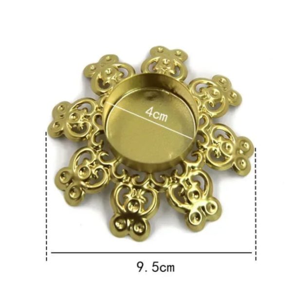 Bougeoir décoratif en finition dorée