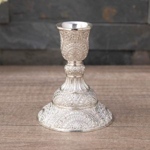 Ornement bougeoir doré, style contemporain et raffiné