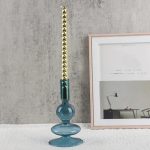 Design artistique du petit bougeoir coloré