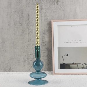 Design artistique du petit bougeoir coloré