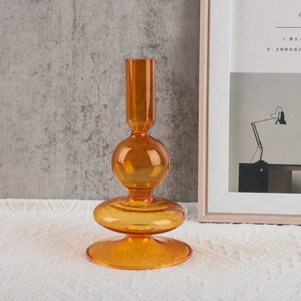 Verre coloré, idéal pour une table festive