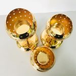 Photophore en métal doré, accessoire décoratif élégant