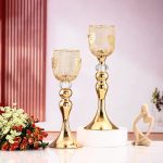 Lumière douce avec photophore doré en verre