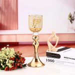 Éclairage délicat avec bague en verre doré