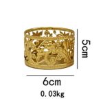 Photophore élégant doré, parfait pour embellir votre intérieur