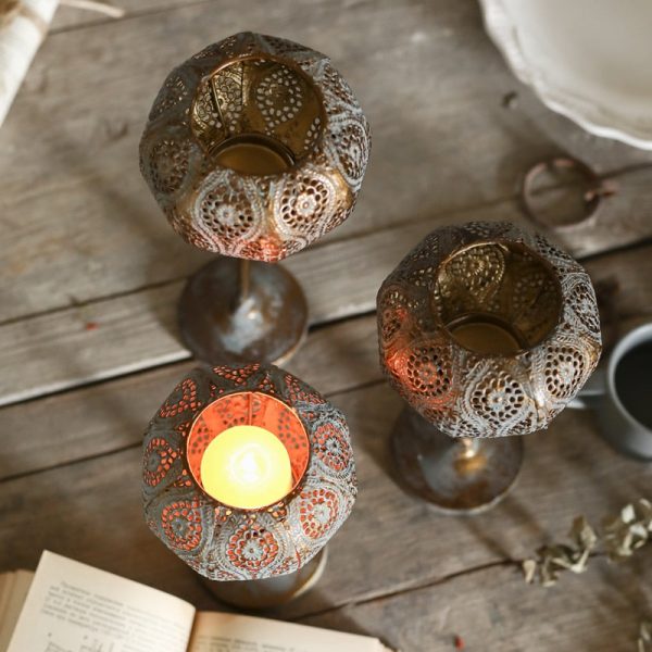 Photophore noir décoratif en fer forgé