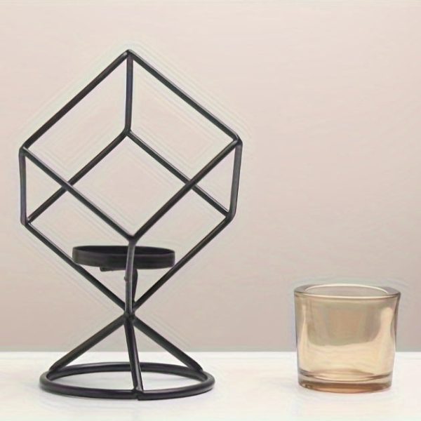Cube noir pour ambiance lumineuse chaleureuse