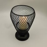 Accessoire déco noir, photophore en forme de panier tendance