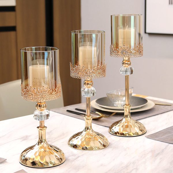 Bague en cristal sur photophore en verre élégant