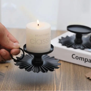 Porte-bougie noir vintage élégant pour décoration intérieure