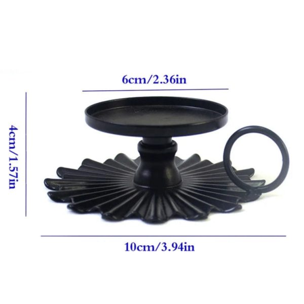 Bougeoir décoratif noir, idéal pour créer une atmosphère vintage