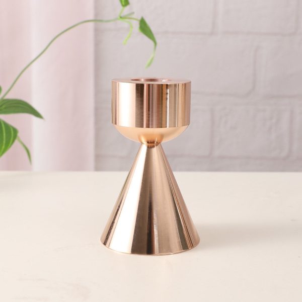 Porte bougie élégant en fonte de couleur rose gold