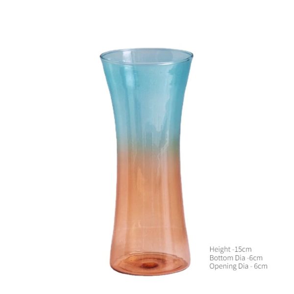 Vase design en verre, décor bord de mer